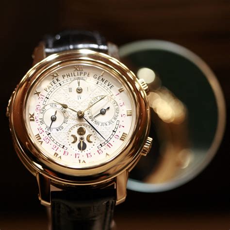 who is the watchmaker for patek philippe|Patek Philippe watches near me.